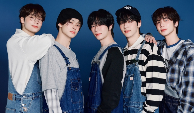 moa-6th-anniversary-frame-event-selfie-time