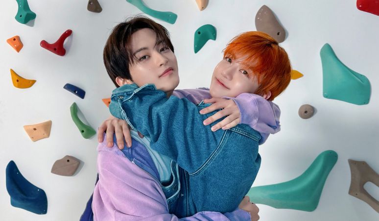 Rayakan-Ulang-Tahun-Mark-dan-Jaemin-NCT-Pakai-Frame-Eventnya-di-Selfie-Time