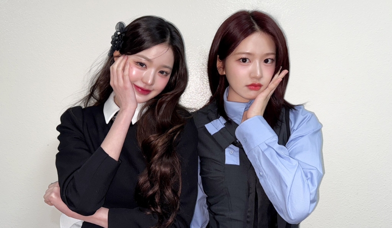 sweet-spicy-frame-birthday-wonyoung-yujin-ive-selfie-time