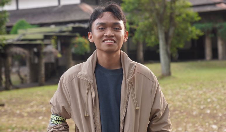 Rayakan-Ulang-Tahun-Kaditya-Rakan-Clash-of-Champions-Pakai-Frame-Eventnya-di-Selfie-Time 