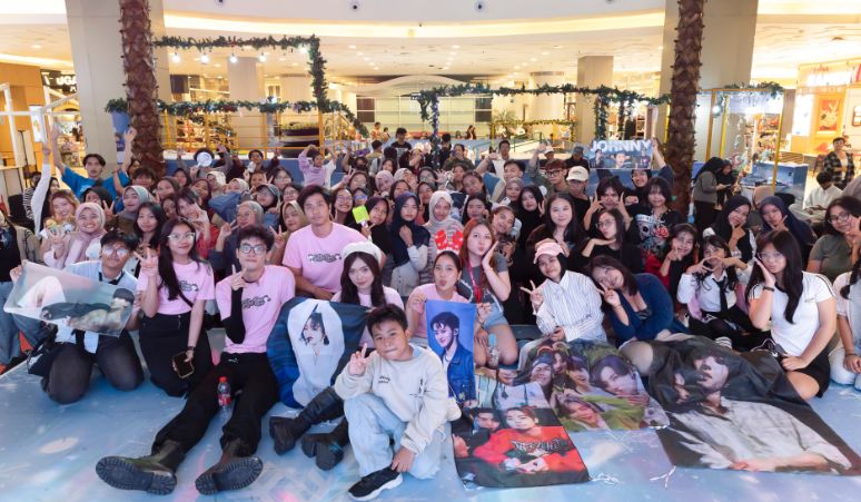 Keseruan-Newyearbang-Party-Selfie-Time-di-TangCity