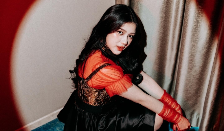 frame-ulang-tahun-tiara-andini-di-selfie-time