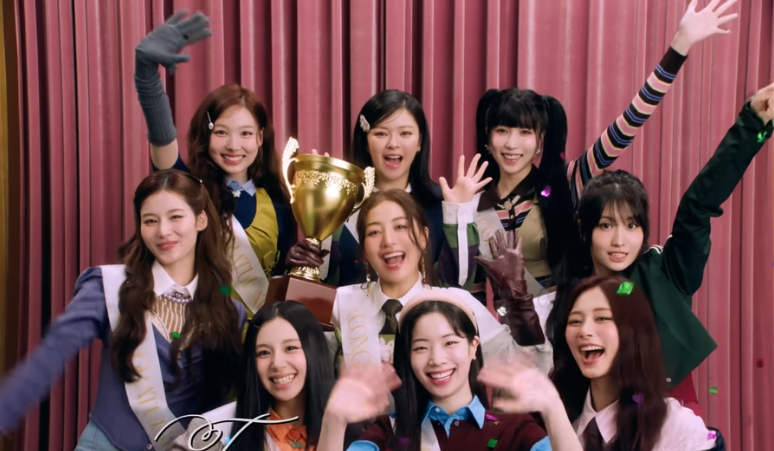 twice-10th-anniversary-album-fanmeeting-konten-spesial