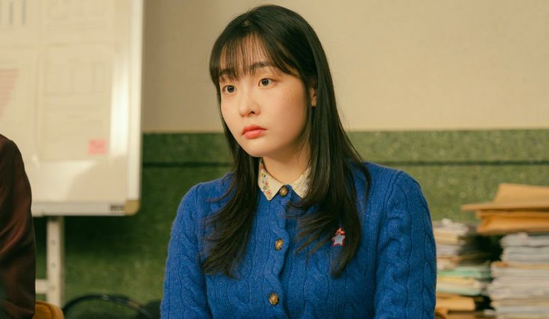 Kim-Min-Ha-Tampilkan-Gaya-Bicara-Tahun-1990-an-di-Drama-Typhoon-Family