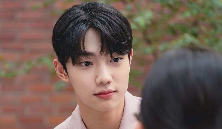 Penampilan-Pertama-Cho-Jun-Young-Jadi-Red-Fingers-di-Drama-Spirit-Fingers