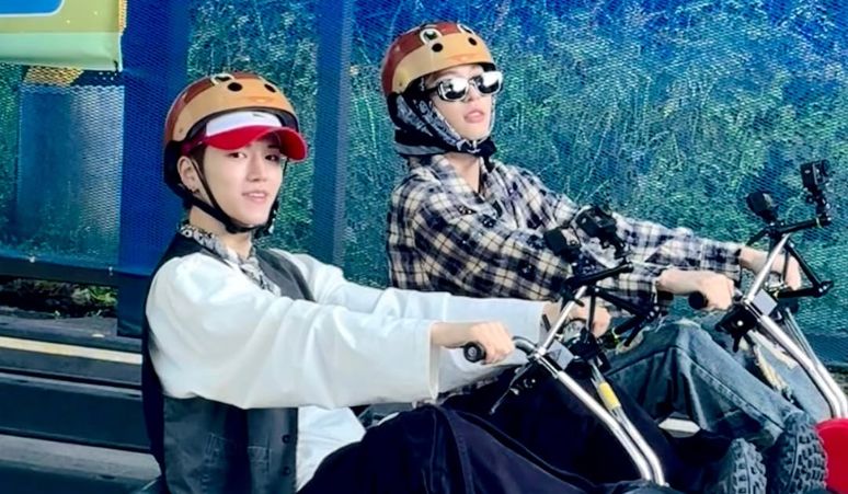 ONEDOOR-Ayo-Merapat-Ada-Frame-Leehan-dan-Riwoo-BOYNEXTDOOR-di-Selfie-Time