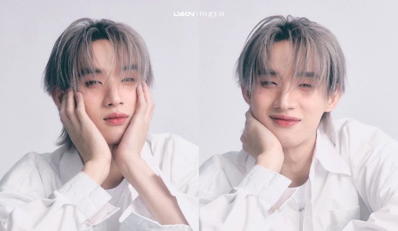 hong-lykn-birthday-frame-event-selfie-time