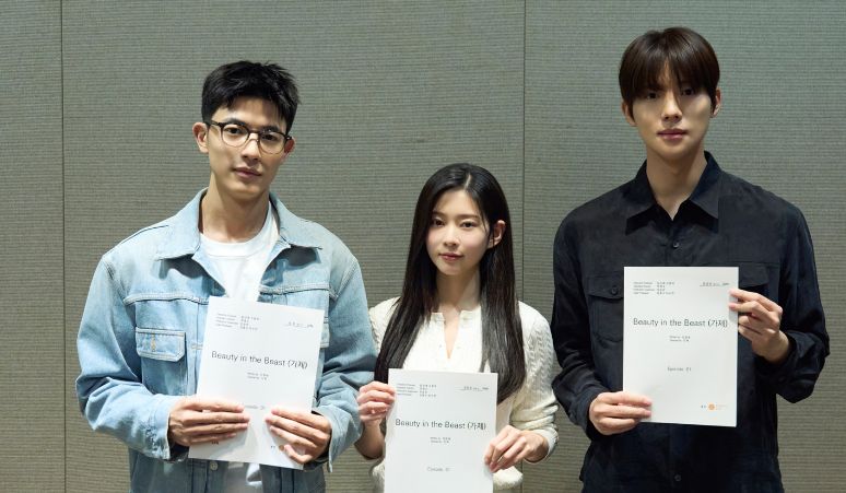 Kim-Min-Ju-Lomon-dan-Moon-Sang-Min-Dikonfirmasi-Bintangi-Drama-Beauty-in-the-Beast