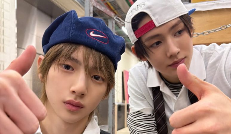 Ngortis-Bareng-COER-Yuk-Foto-Pakai-Frame-Juhoon-dan-Seonghyeon-CORTIS-di-Selfie-Time