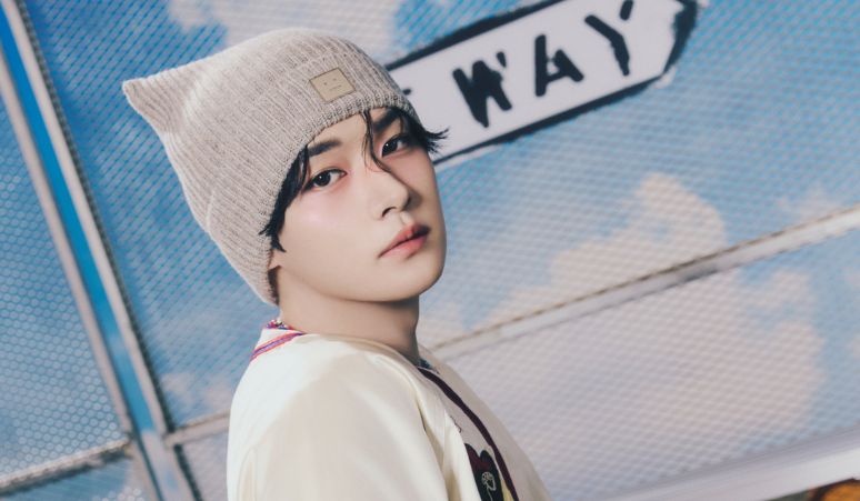 Rayakan-Ulang-Tahun-Lee-Know-Stray-Kids-Pakai-Frame-Eventnya-di-Selfie-Time