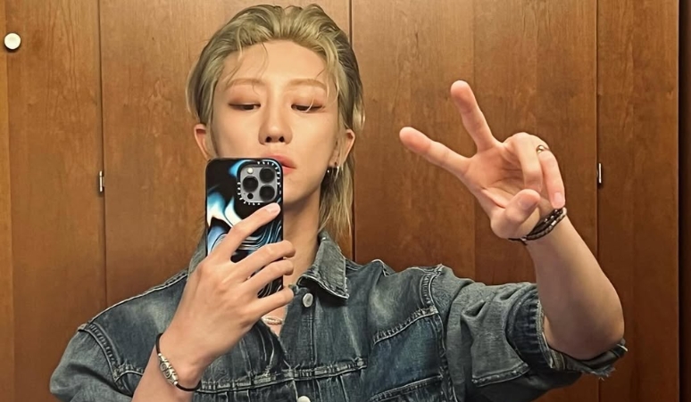 ide-pose-ala-the8-seventeen-di-selfie-time