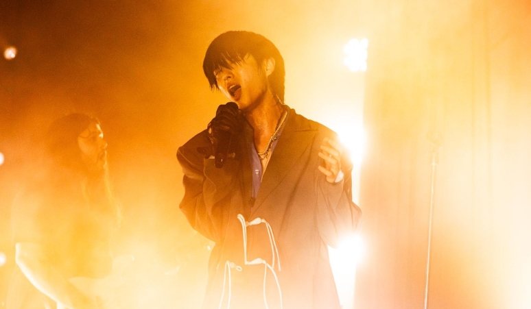 the-1-9-tour-eaj-in-jakarta-frame-event-selfie-time