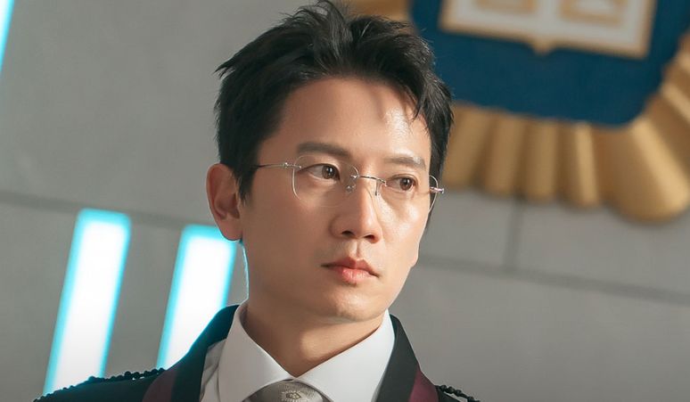 Ji-Sung-Bintangi-Drama-Time-Travel-Tentang-Hukum-Berjudul-The-Judge-Returns