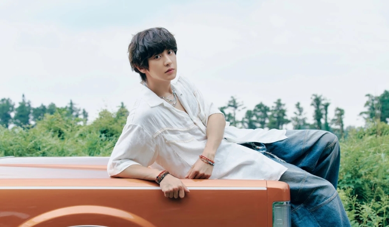 chanyeol-exo-aozora-no-senritsu-frame-event-selfie-time