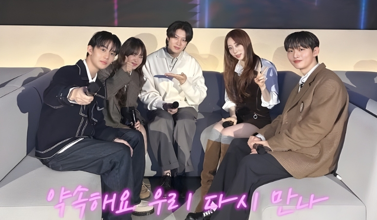 yeonjung-yoojung-ioi-jisung-jinyoung-wanna-one-reuni-di-acara-heechul-suju