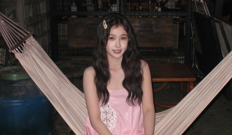 rayakan-ulang-tahun-esther-yu-di-selfie-time-ada-frame-fanbase-spesial