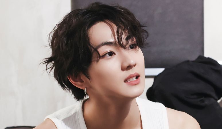 Ada-Frame-Jungwon-ENHYPEN-di-Selfie-Time