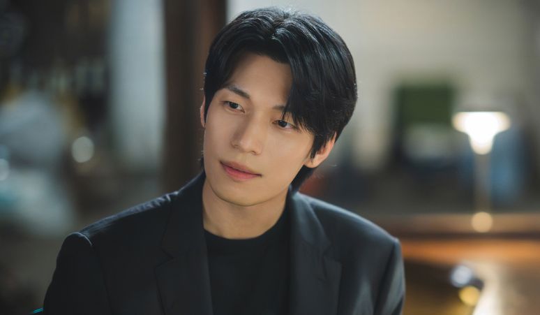 Wi-Ha-Joon-Tampilkan-Adegan-Aksi-di-Drama-Sirens-Kiss