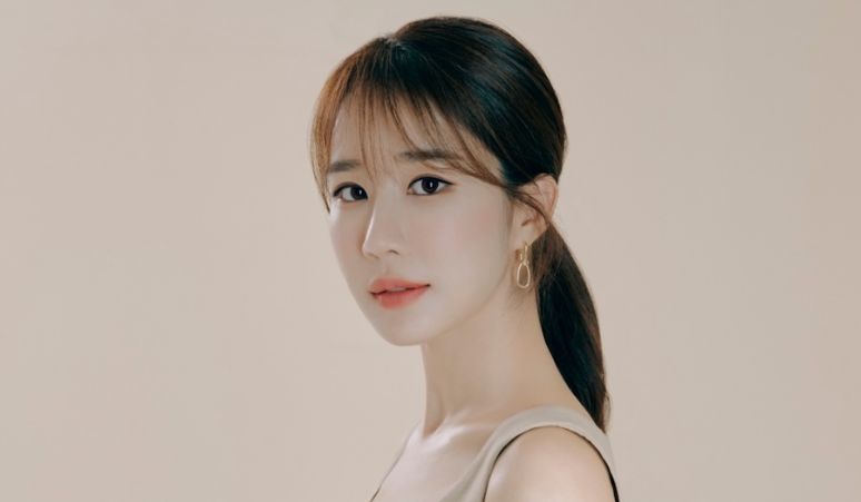 Yoo-In-Na-Jadi-Cameo-di-Drama-Boyfriend-On-Demand