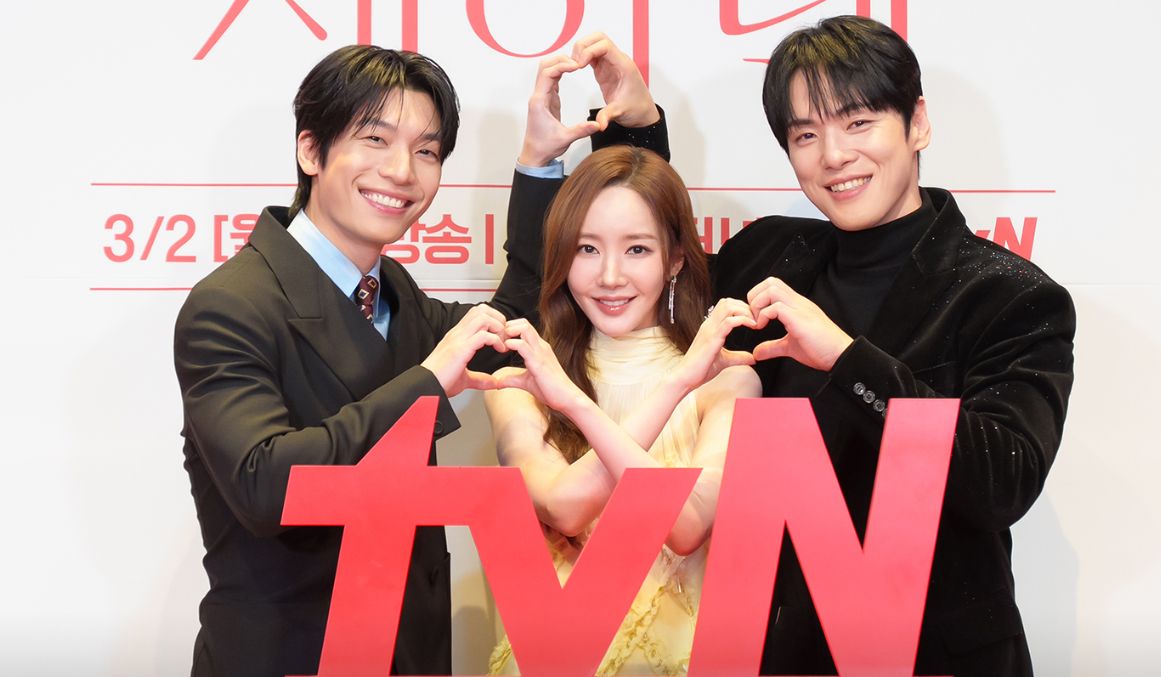 3-Alasan-Wajib-Nonton-Drama-Sirens-Kiss