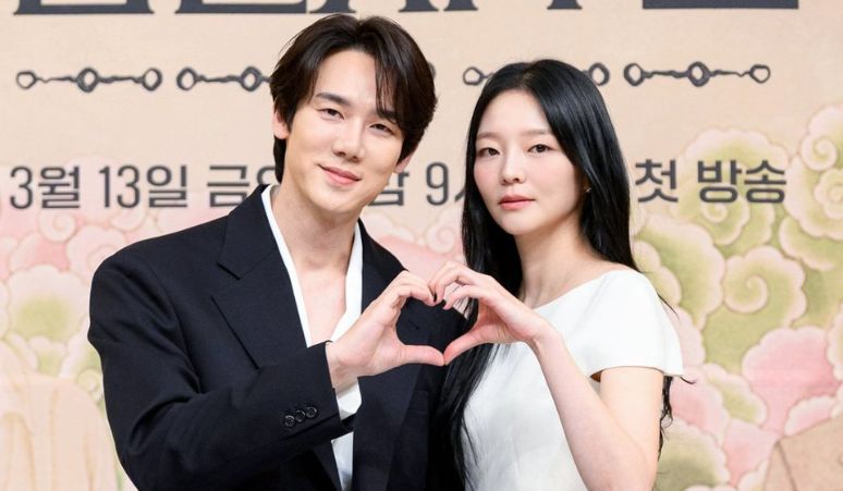 3-Adegan-Romantis-Yoo-Yeon-Seok-dan-Esom-di-Phantom-Lawyer