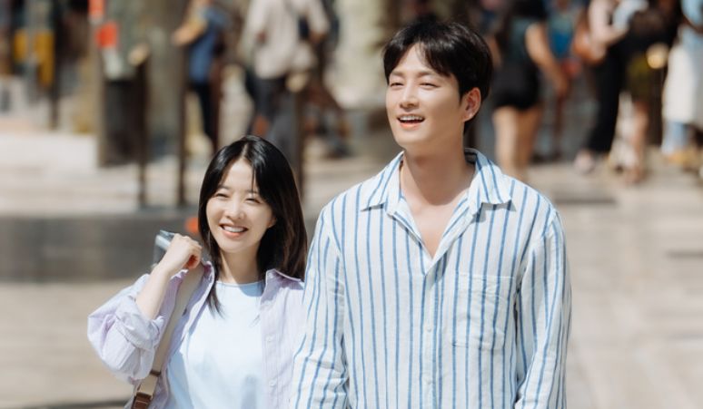 Keretakan Hubungan Park Bo Young dan Lee Hyun Wook di Drama “Gold Land” 