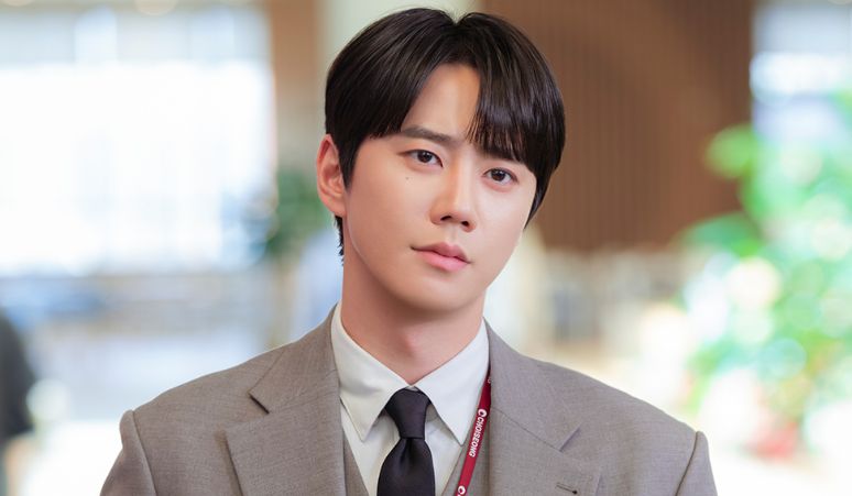 Transformasi Lee Jun Young di Drama “Reborn Rookie”