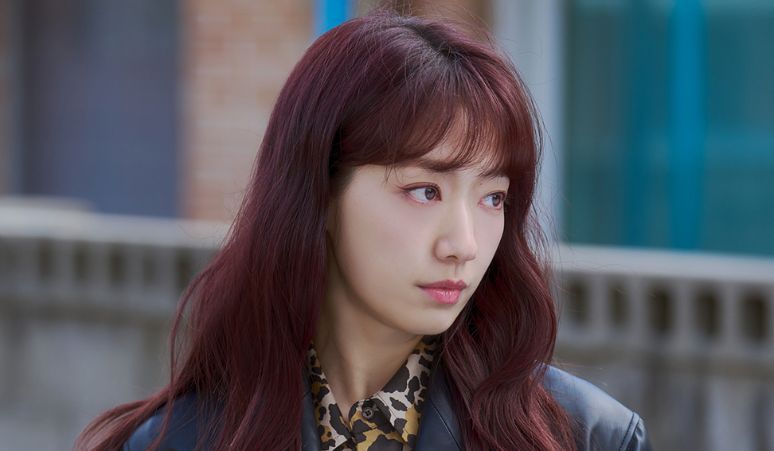 park-shin-hye-kembali-bintangi-drama-the-judge-from-hell-season-2