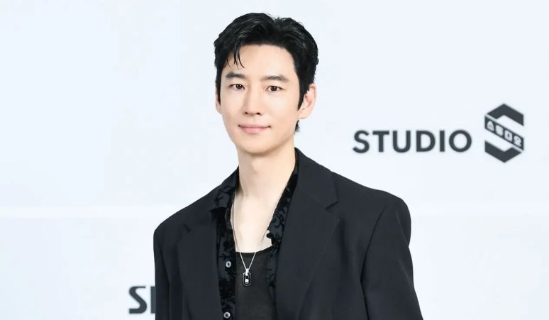 Lee Je Hoon Jadi Mantan Pengacara di Drama “The Long Shot Trial”