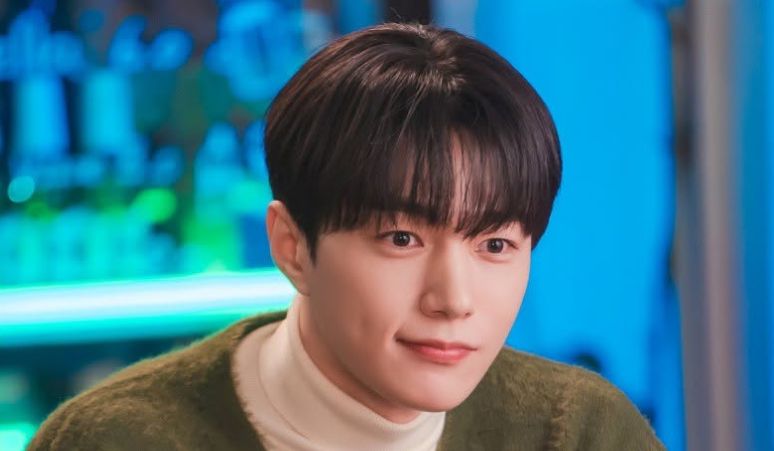 kim-myung-soo-jadi-konselor-terkenal-di-drama-love-in-sync