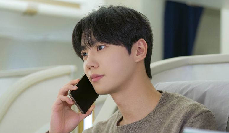 Lee Jun Young Umumkan Tanggal Wajib Militer
