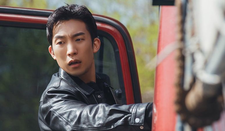 karakter-lee-sang-yi-di-drama-a-bona-fide-killer