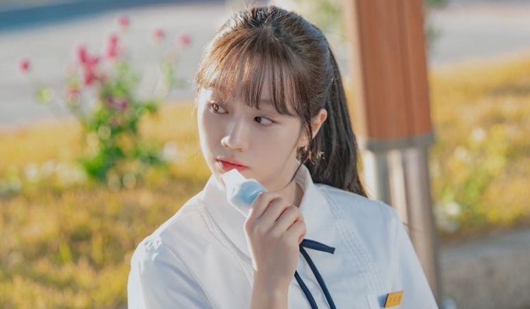 hyeri-jadi-reporter-di-drama-dream-to-you