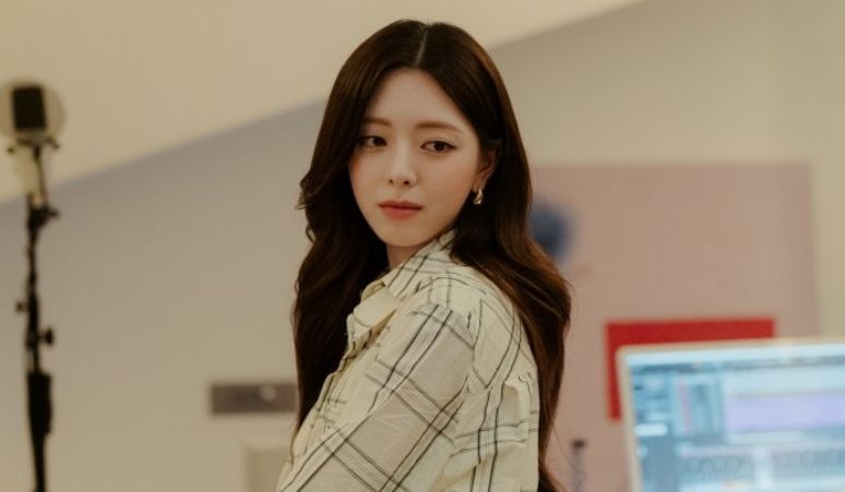 Yuna ITZY Jadi Aktris Pendatang Baru di Drama “My Bias, My Boss”