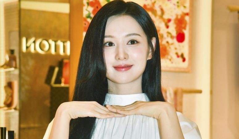 kim-ji-won-berikan-donasi-untuk-pasien-anak