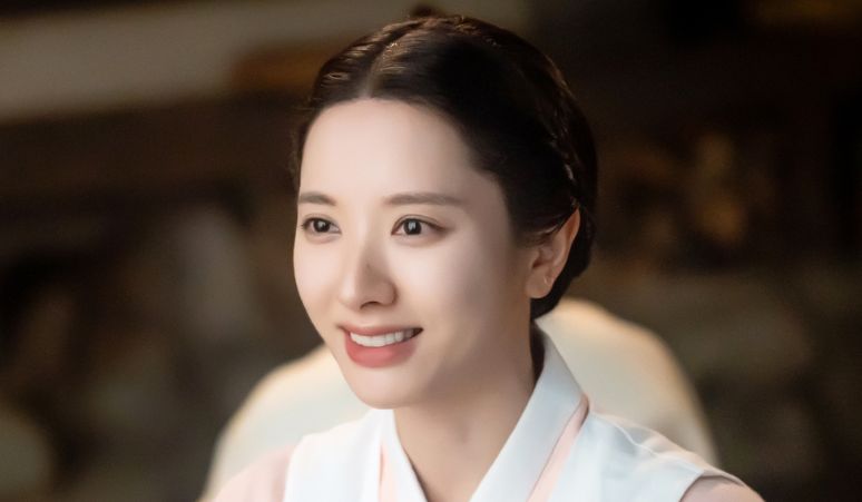 Bona-WJSN-Lakukan-Konsultasi-ke-Dukun-untuk-Perannya-di-Drama-The-Haunted-Palace