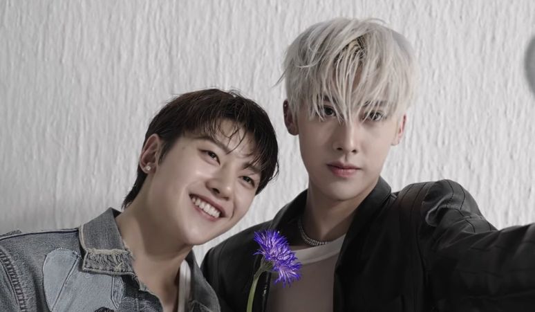 ZEROSE-Ayo-Merapat-Ada-Frame-Event-Seok-Matthew-dan-Ricky-ZEROBASEONE-di-Selfie-Time