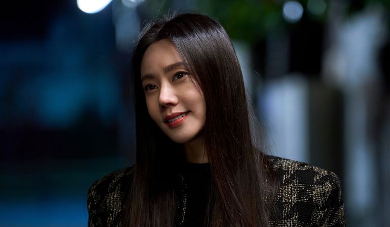 Choo-Ja-Hyun-Jadi-Dukun-di-Drama-Head-Over-Heels