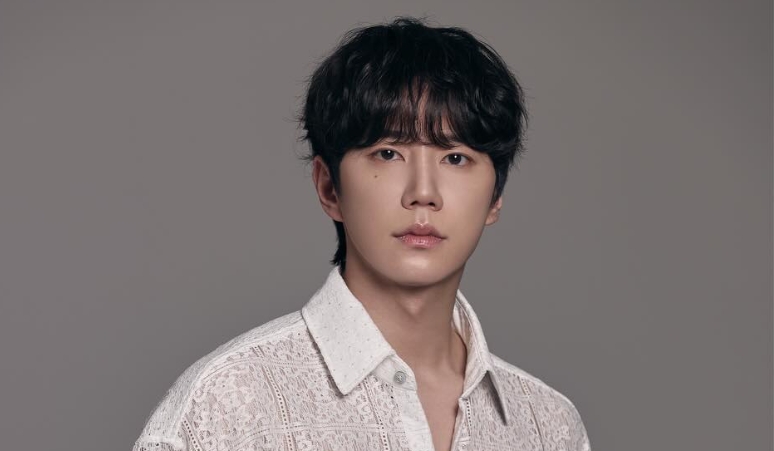 Lee-Jun-Young-Siap-Gelar-Fan-Meeting-di-Jakarta