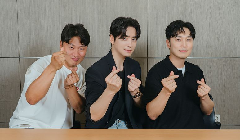 Sinopsis-dan-Daftar-Pemain-Drama-Lotto-1st-Place-Winner-Goes-to-Work-Too-Ada-Lee-Jun-Hyuk