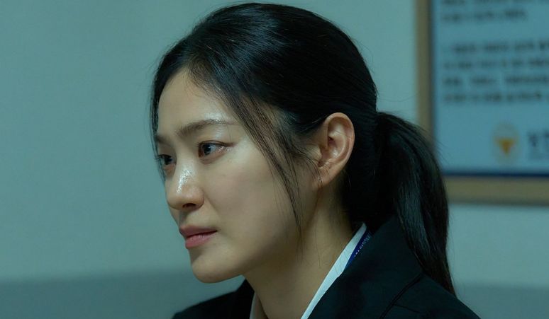 ok-ja-yeon-jadi-detektif-di-drama-the-perfect-lie